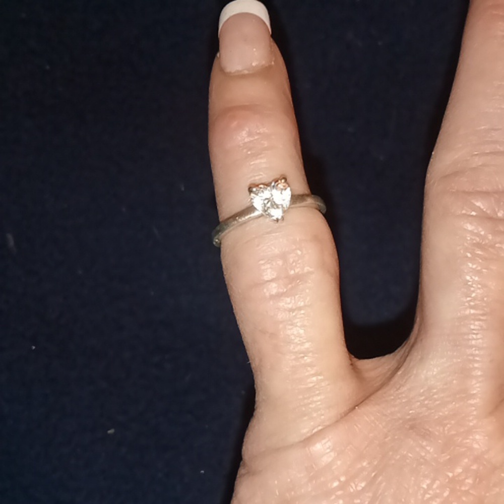 Size 6 silver diamond ring